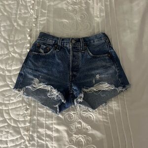 Levi 504 Shorts